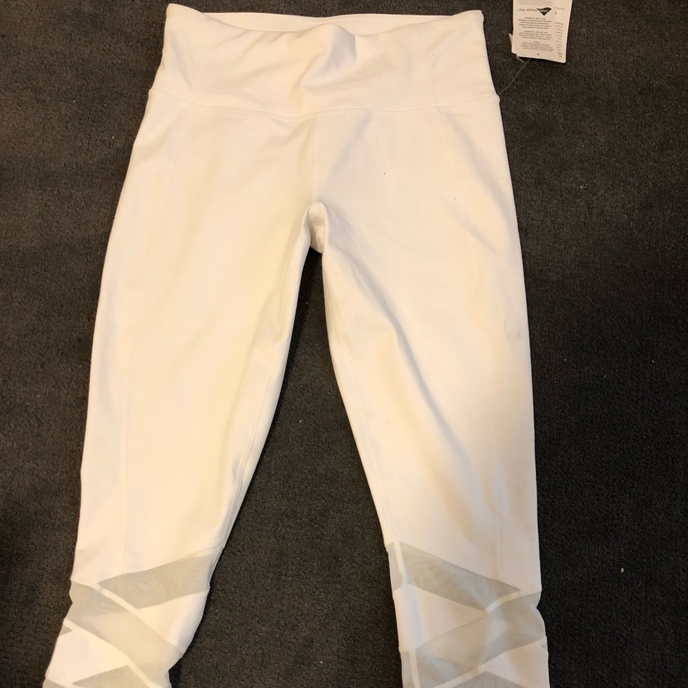 Athleta Pure White Mantra Capri